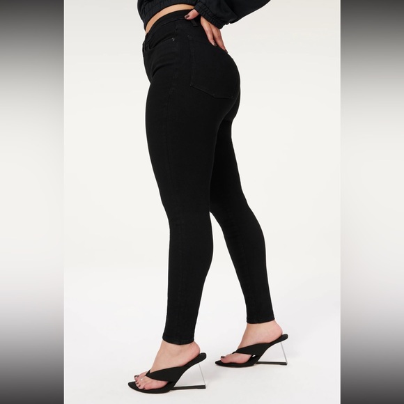 Good American Always Fits Good Legs Jeans - Black size 6-12 NTW - Picture 1 of 6